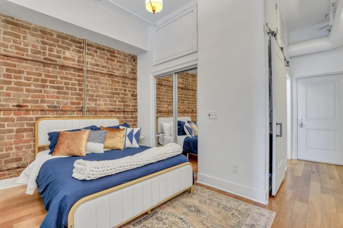 Lush Savannah Loft - Near Plant Riverside District Exterior photo
